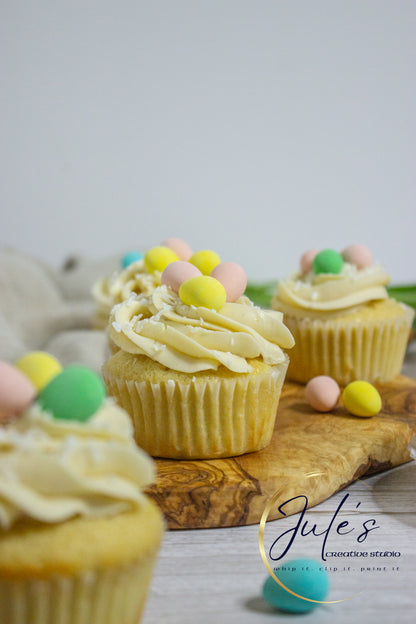 Vanilla Cupcakes with Lemon Curd filling (Set 4)